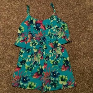 Arizona Floral Romper size M
